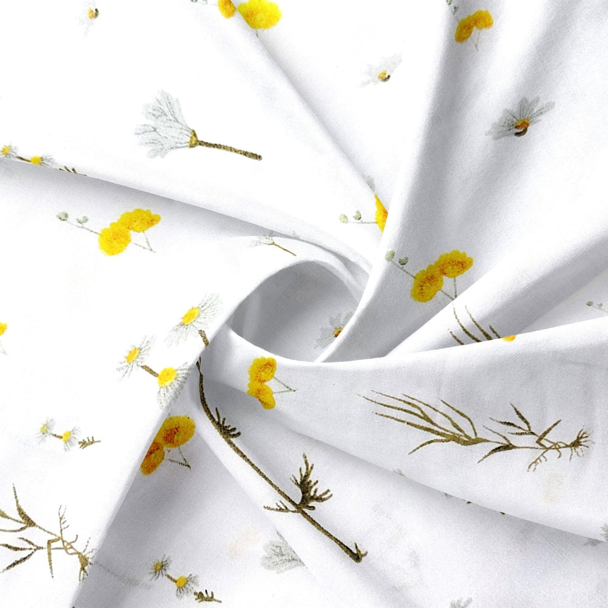 Cotton Fabric - Common daisy